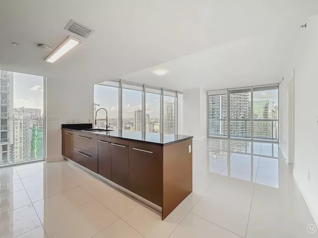 Продажа квартиры #4215 - фото 7175513