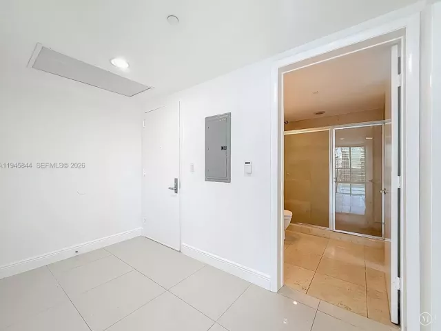 Продажа квартиры #4215 - фото 7175514