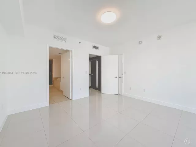 Продажа квартиры #4215 - фото 7175501