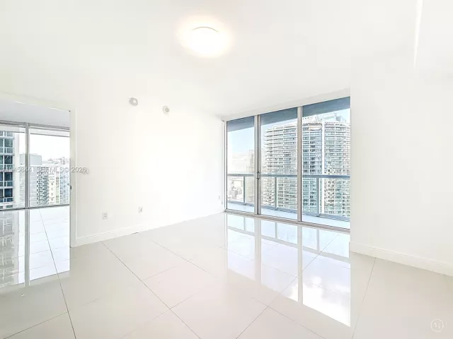 Продажа квартиры #4215 - фото 7175502