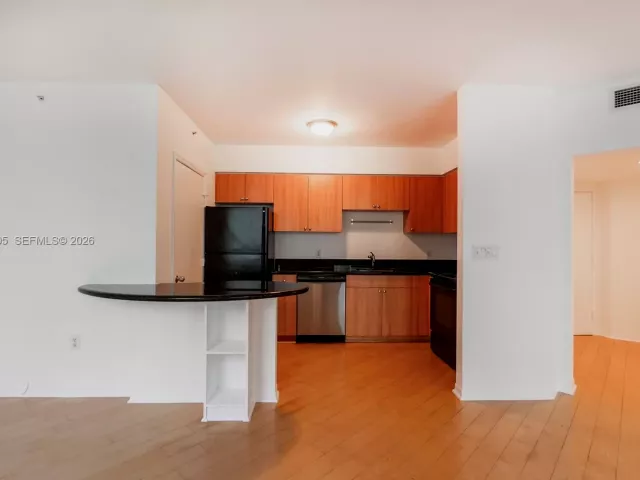 Продажа квартиры #610 - фото 7263759