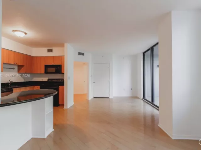 Продажа квартиры #610 - фото 7263760