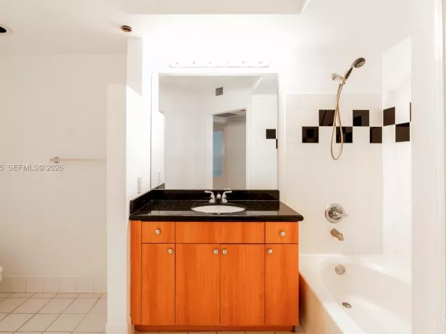 Продажа квартиры #610 - фото 7263755