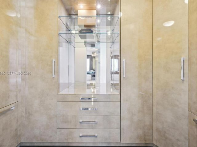 Продажа квартиры #2601 - фото 7187173