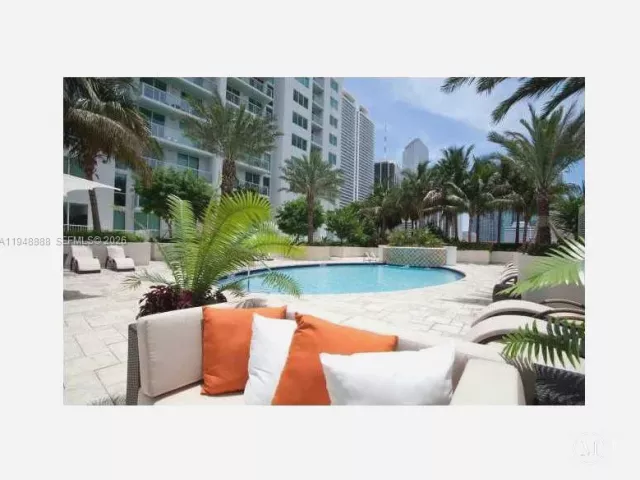 Квартира в аренду номер702 - фото 7176315