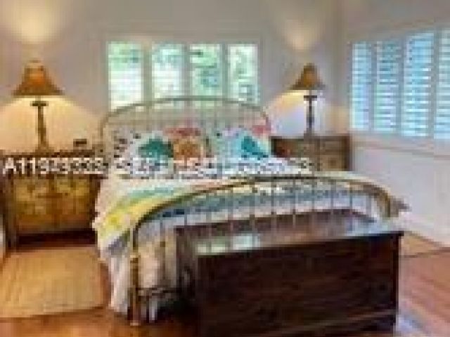 Дом в аренду по адресу 1070 N Shore Dr - фото 7171490