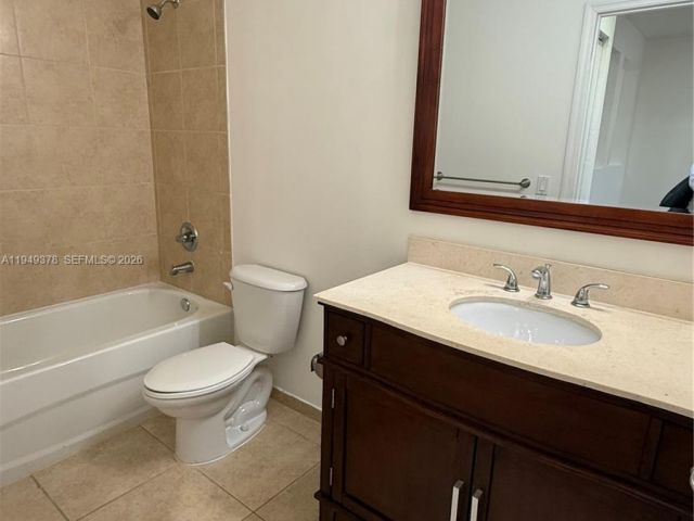 Дом в аренду по адресу 7412 NW 108th Path 0 - фото 7521729