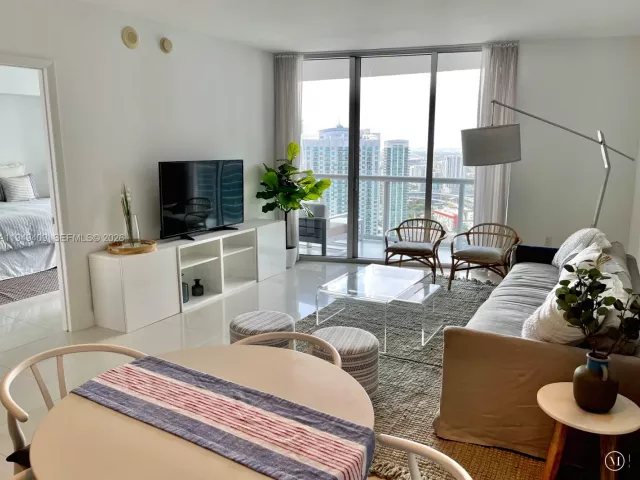 Квартира в аренду номер4006 - фото 7175554