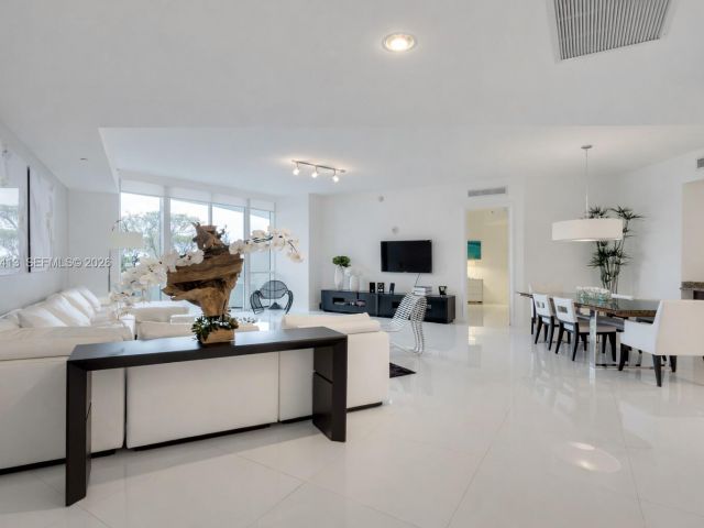 Продажа квартиры #403 - фото 7187485