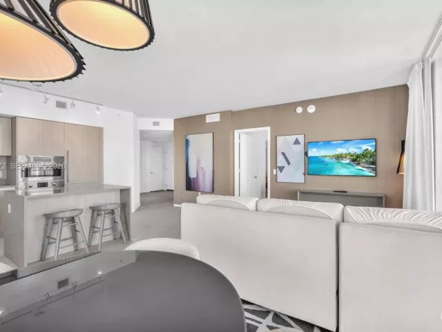 Продажа квартиры #R701 - фото 7190969