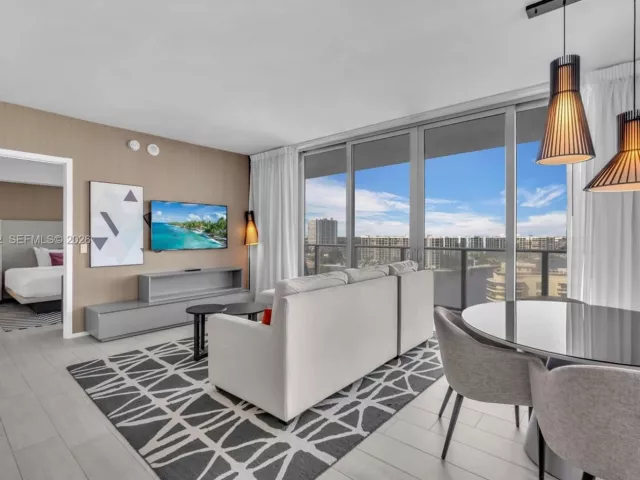 Продажа квартиры #R701 - фото 7190970