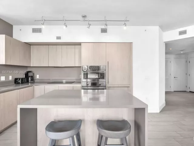 Продажа квартиры #R701 - фото 7190972