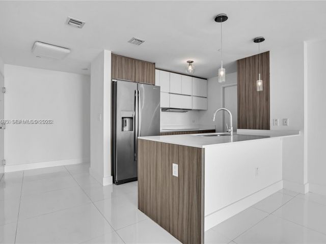 Продажа квартиры #2904 - фото 7177060