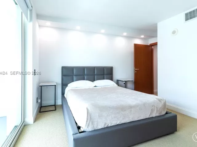 Квартира в аренду номер - фото 9081827