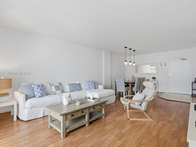 Продажа квартиры #718 - фото 7175022