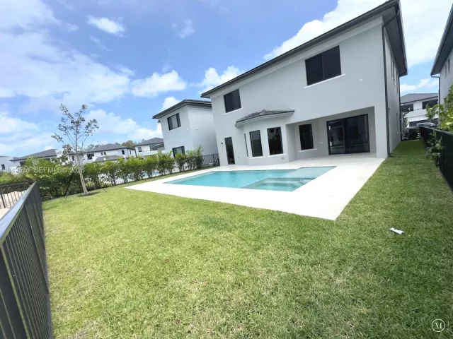 Дом в аренду по адресу 19670 NE 14th Ct 19670 - фото 7174890