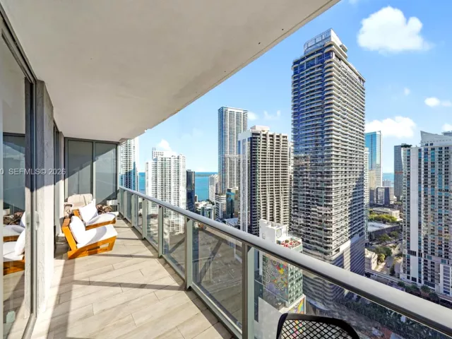 Продажа квартиры #3405 - фото 7190486