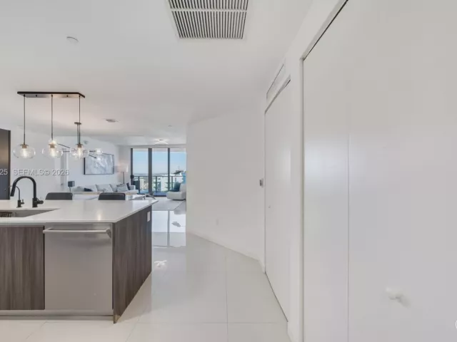 Продажа квартиры #4805 - фото 7200434