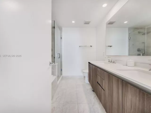 Продажа квартиры #4805 - фото 7200412