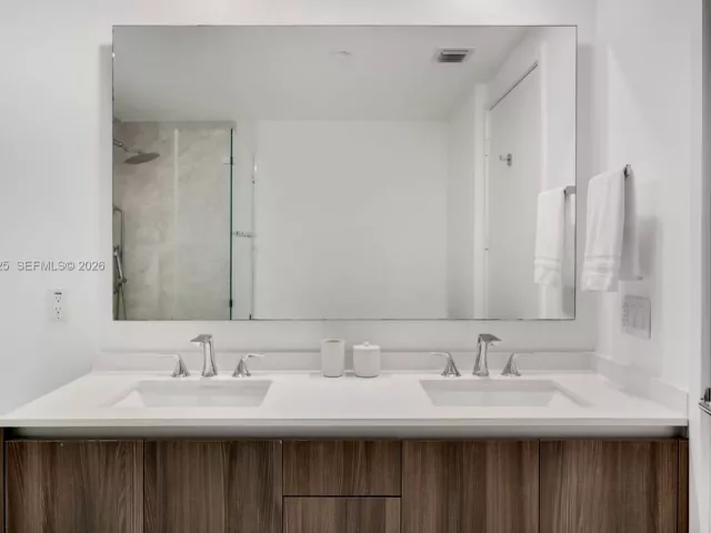 Продажа квартиры #4805 - фото 7200414