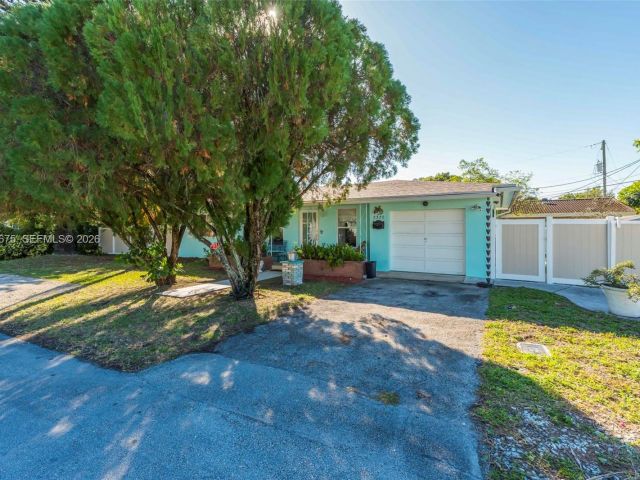 Продажа дома по адресу 2320 Funston St - фото 7189191