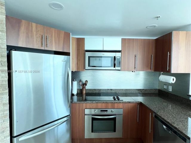 Квартира в аренду номерL-814 - фото 7193010