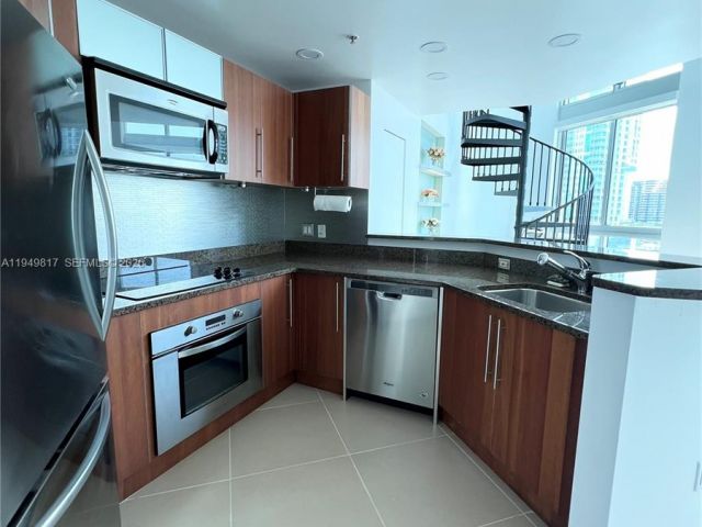 Квартира в аренду номерL-814 - фото 7193012