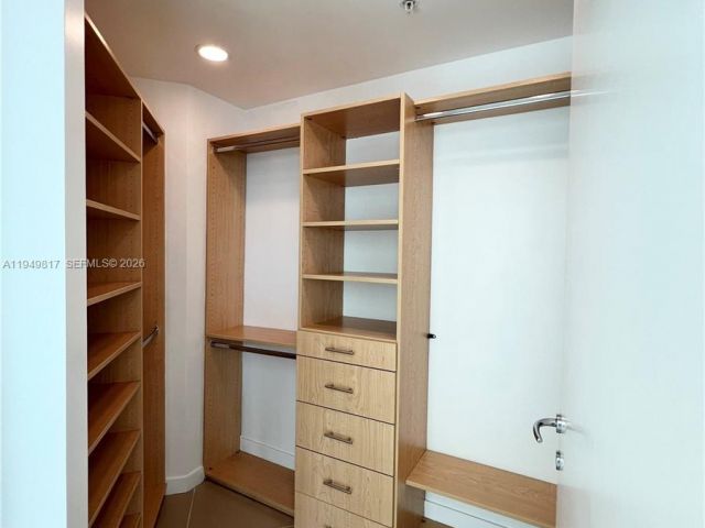 Квартира в аренду номерL-814 - фото 7193028