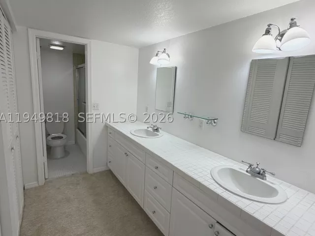 Продажа дома по адресу 5555 N Ocean Blvd 20 - фото 7955333