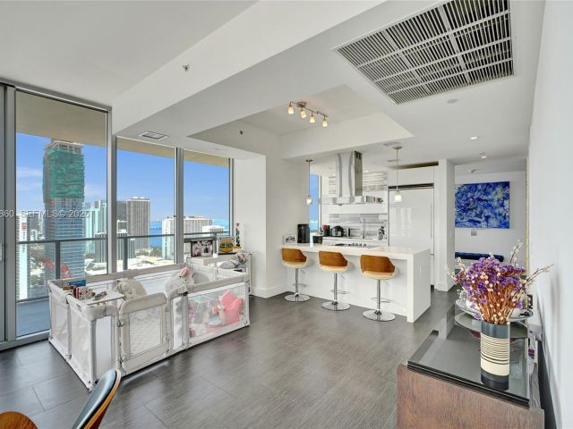 Продажа квартиры #3708 - фото 7191502