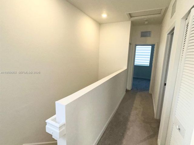 Дом в аренду по адресу 26824 SW 121st AVE - фото 7514504