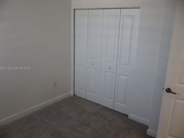 Дом в аренду по адресу 26824 SW 121st AVE - фото 7514512