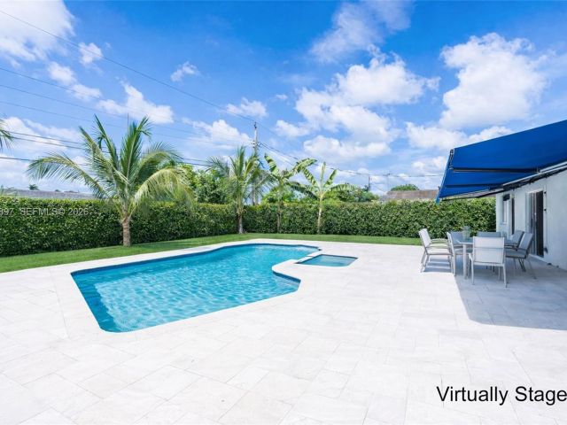 Продажа дома по адресу 10510 SW 160th St - фото 7445199