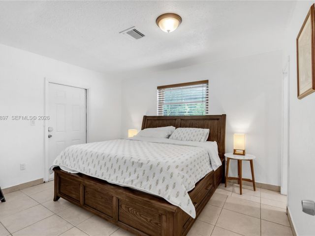 Продажа дома по адресу 10510 SW 160th St - фото 7445209