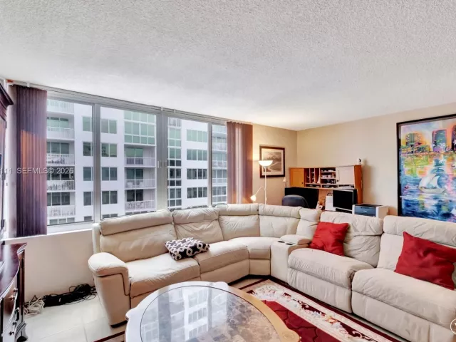 Продажа квартиры #340 - фото 7194005