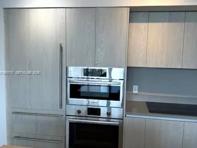 Продажа квартиры #R2702 - фото 7190994