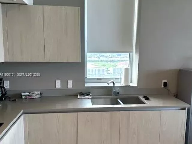 Продажа квартиры #R2702 - фото 7190997