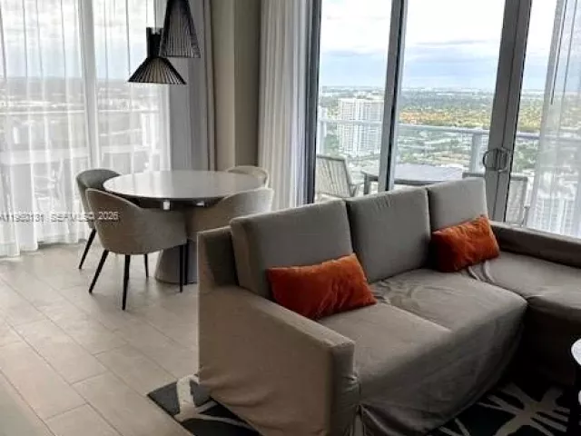 Продажа квартиры #R2702 - фото 7190988