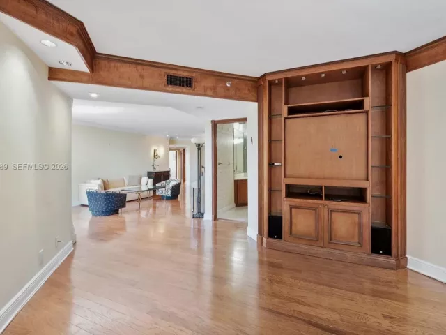 Продажа квартиры #803 - фото 7266862