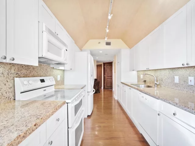 Продажа квартиры #803 - фото 7266853