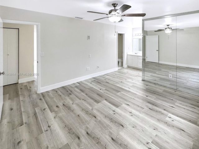 Продажа дома по адресу 12259 SW 49th Ct - фото 7230372