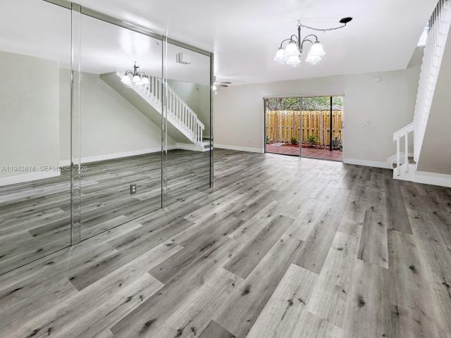 Продажа дома по адресу 12259 SW 49th Ct - фото 7230387