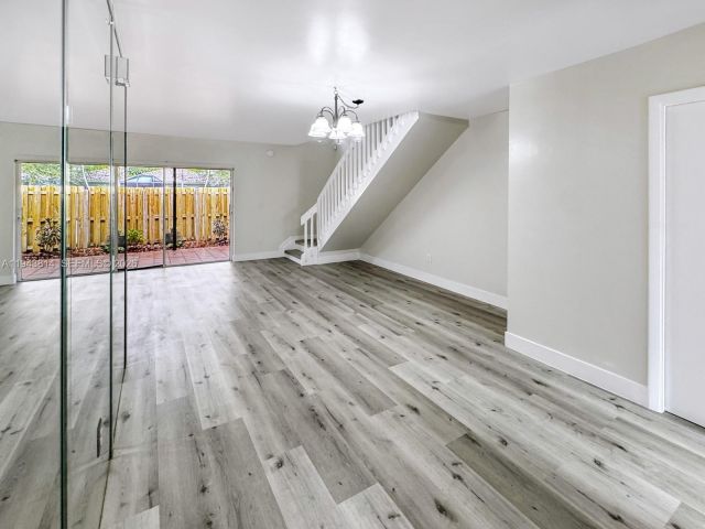 Продажа дома по адресу 12259 SW 49th Ct - фото 7230388