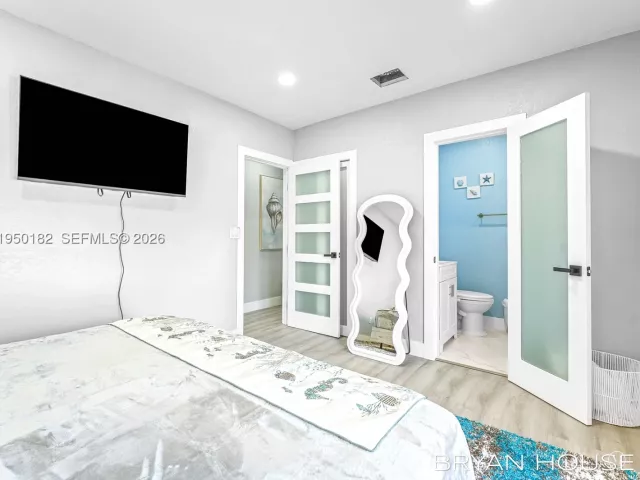 Продажа дома по адресу 3341 NW 20th St - фото 9144485