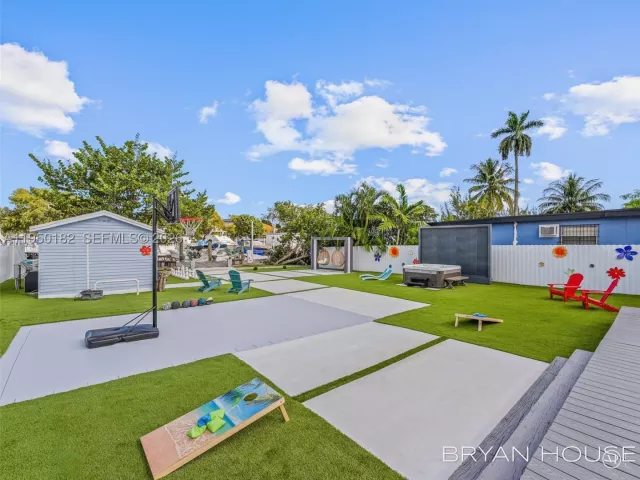 Продажа дома по адресу 3341 NW 20th St - фото 9144514