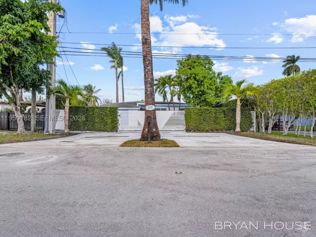 Продажа дома по адресу 3341 NW 20th St - фото 9144520