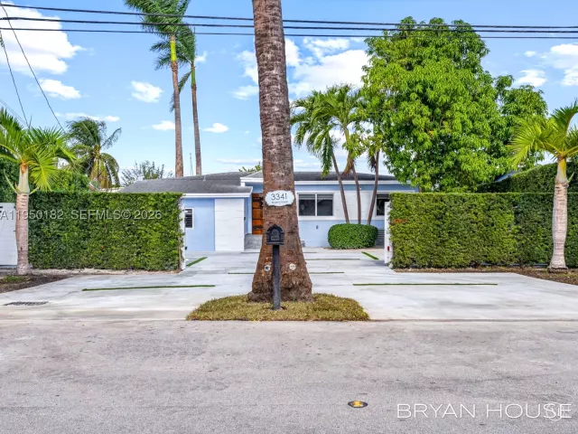 Продажа дома по адресу 3341 NW 20th St - фото 9144522