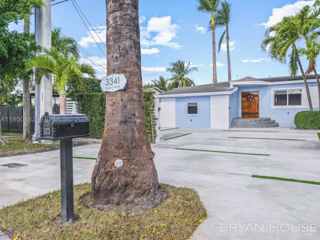 Продажа дома по адресу 3341 NW 20th St - фото 9144524