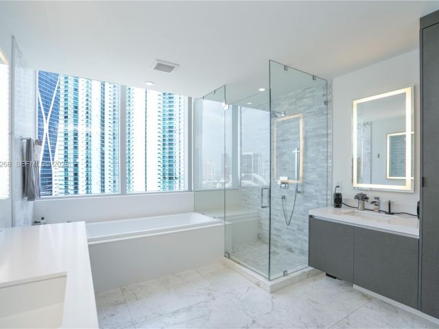 Продажа квартиры #2101 - фото 7194923