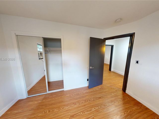 Дом в аренду по адресу 404 NW 21st Ter - фото 7496894